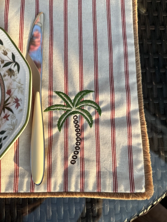 Podkładki z haftowaną palmą i frędzlami
